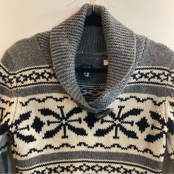 ARITZIA TNA Sz M 100% Lambswool Turned Collar Classic Pockets Sweater - Picture 4 of 9